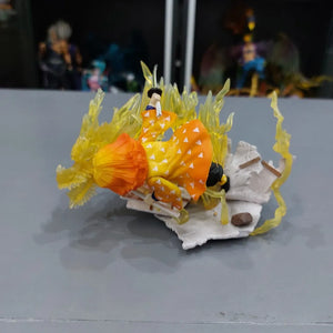 DS Zenitsu Agatsuma Sword Drawing Figure (15 cm)
