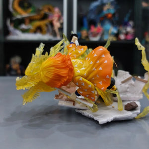 DS Zenitsu Agatsuma Sword Drawing Figure (15 cm)