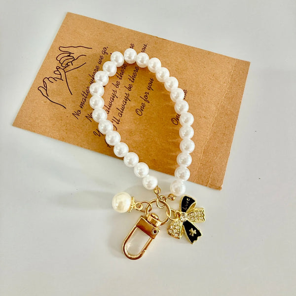 Pearl-Chateau Bracelet Keychain