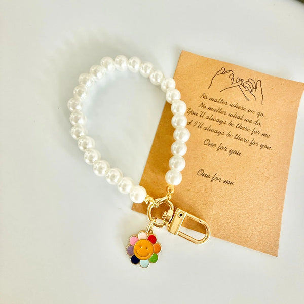 Pearl-Chateau Bracelet Keychain