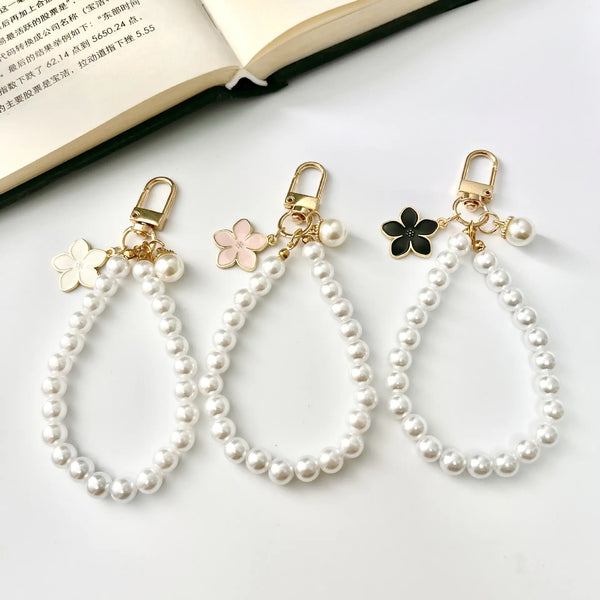 Pearl-Chateau Bracelet Keychain
