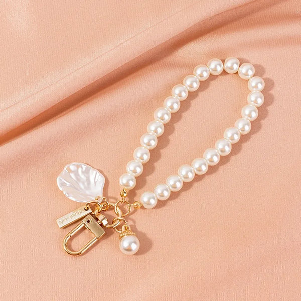 Pearl-Chateau Bracelet Keychain