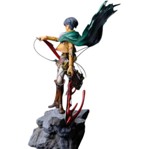 AoT Levi Attack Ready Statue (35 cm)