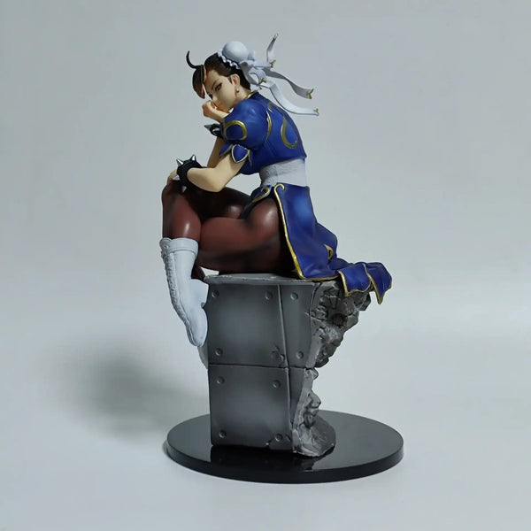 Thoughtful Chun-Li Figurine (26 cm)