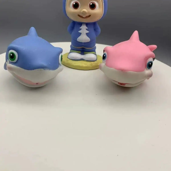 JJ & Sharks Bath Spray Water Toy