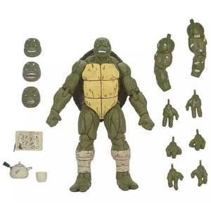 TMNT Battle Damaged Last Ronin Figurine (18 cm)