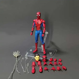 MAFEX No. 103 Spiderman Homecoming Action Figurine (15 cm)