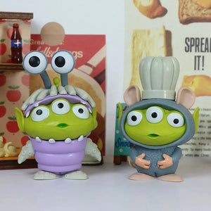 Green Alien Cosplay Crew Figurine Set