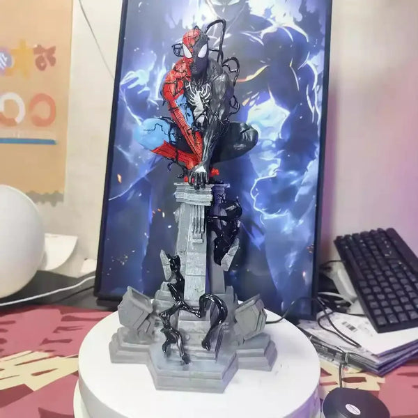Symbiotic Spideyman GK Figure (38 cm)
