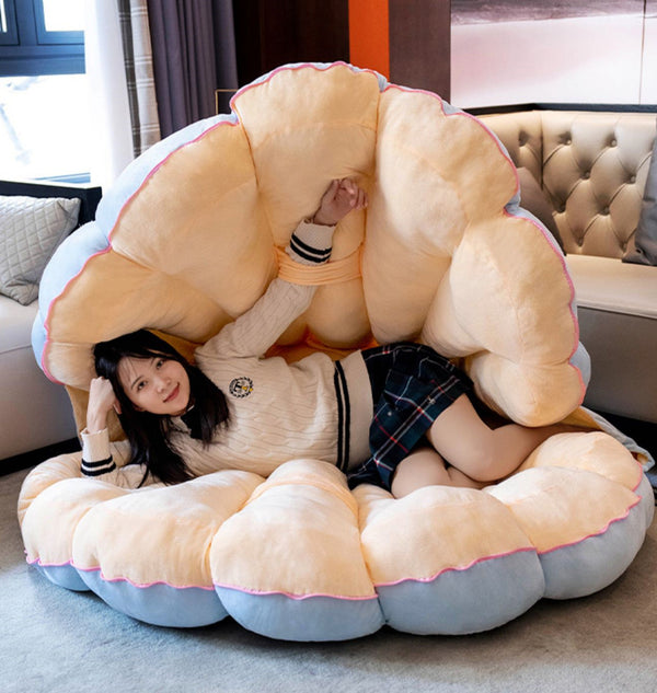 Funny Shell Hold Pillow PN5588 - Bear Hugs