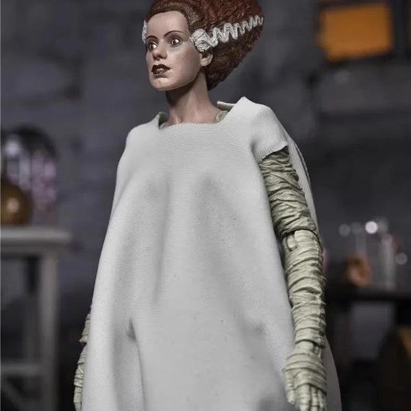 NEKA Bride of Frankenstein Figurine (18 cm)