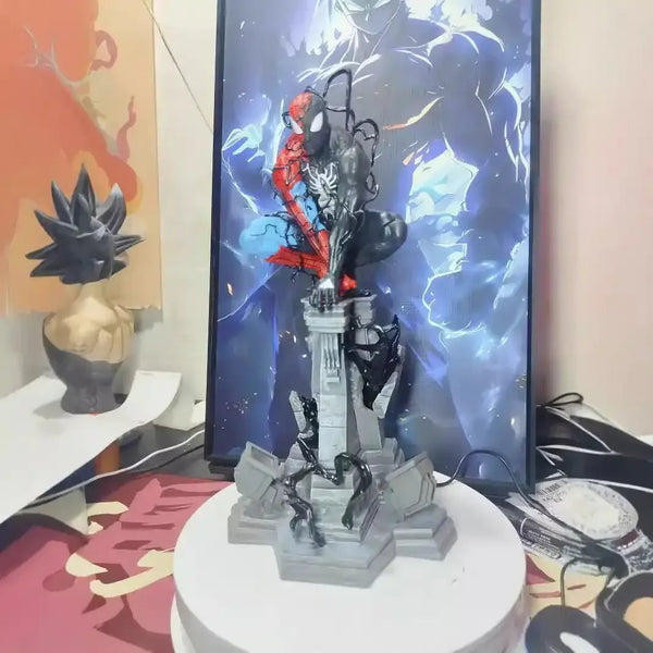 Symbiotic Spideyman GK Figure (38 cm)