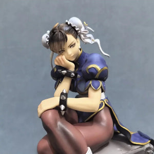 Thoughtful Chun-Li Figurine (26 cm)