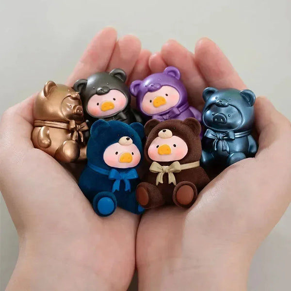Lulu The Piggy Teddy Mini Series Blind Bag - Bear Hugs