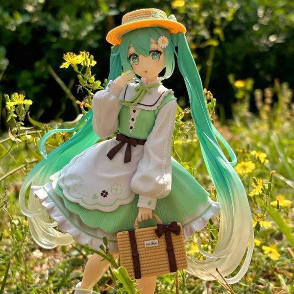 Hatsune Miku Fashion Country Figure (20 cm)