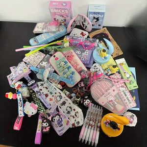 10-50pcs Sanrio random mysterious decompression toy bag Hello Kitty Kuromi 300 different styles of dolls, ornaments - Bear Hugs