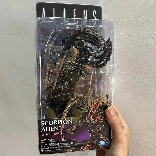 NEKA AvP Interstellar Hunt Action Figure (18 cm)