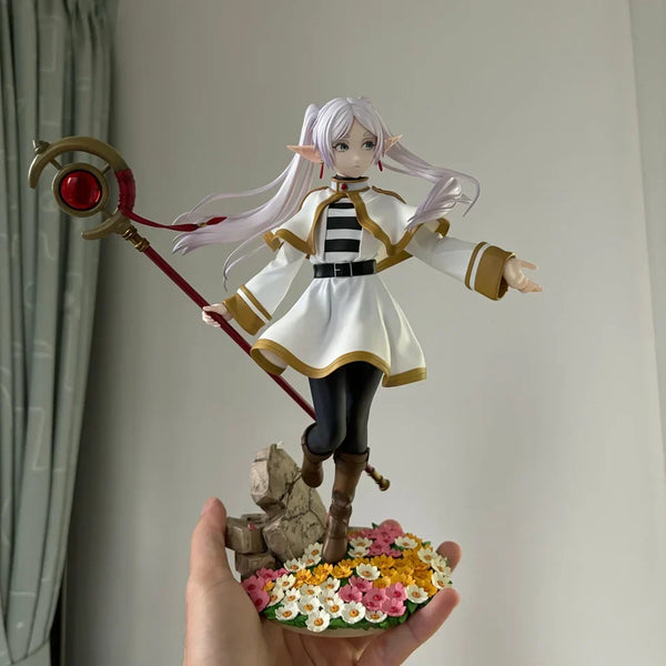 Frieren Beyond Journey's End Anime Figure (21 cm) - Bear Hugs