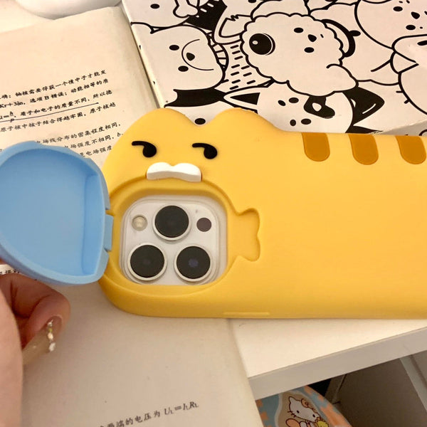 Chonky Cat & Fish Hug iPhine Case - Bear Hugs