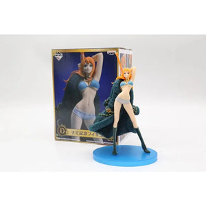Bandai 20th Anniversary One Piece Figure (20 cm) - Bear Hugs