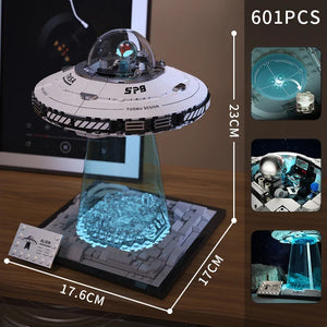 UFO Flying saucer Building block Alien Ship Spacecraft Astronaut Creative assembly ornament puzzle toy boy gift - Bear Hugs