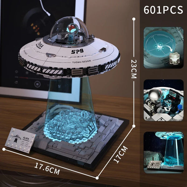 UFO Flying saucer Building block Alien Ship Spacecraft Astronaut Creative assembly ornament puzzle toy boy gift - Bear Hugs