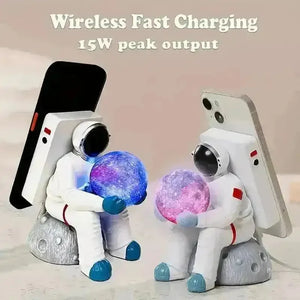 Astronaut Moon Lamp Magnetic Wireless Charger - Bear Hugs