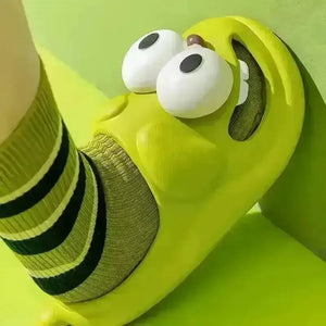 Adorable Kissing Cartoon Fashion Slides - Bear Hugs