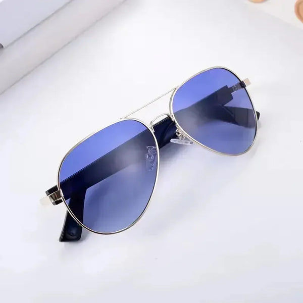 AeroSound Smart Aviator Bluetooth Sunglasses - Bear Hugs