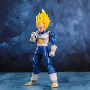 Bandai Dragon Ball Z Vegeta Figurine (29 cm) - Bear Hugs