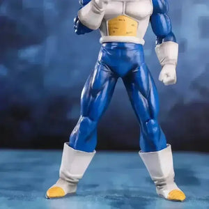 Bandai Dragon Ball Z Vegeta Figurine (29 cm) - Bear Hugs