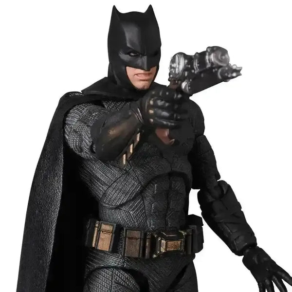 Batman SHF Action Figurine (16 cm) - Bear Hugs