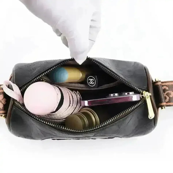 Casual Retro Soft Leather Handbag - Bear Hugs