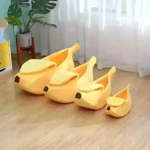 Cozy Banana-Shaped Winter Pet Bed - Bear Hugs