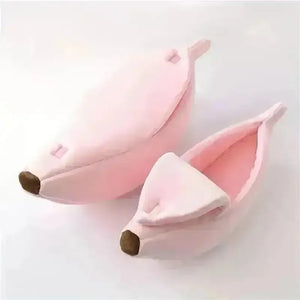 Cozy Banana-Shaped Winter Pet Bed - Bear Hugs