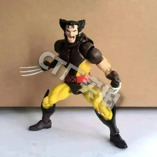 CT Toys Mafex 138 Wolverine Comic Action Figure (15 cm) - Bear Hugs