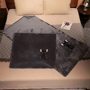 Curl Up Cat Blanket - Bear Hugs