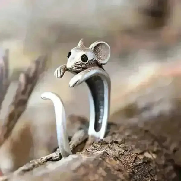 Cute Mouse Shaped Ring - Bear Hugs