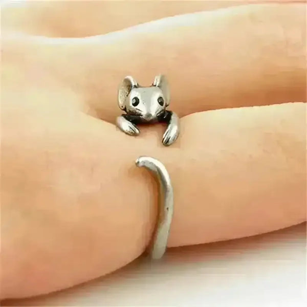 Cute Mouse Shaped Ring - Bear Hugs