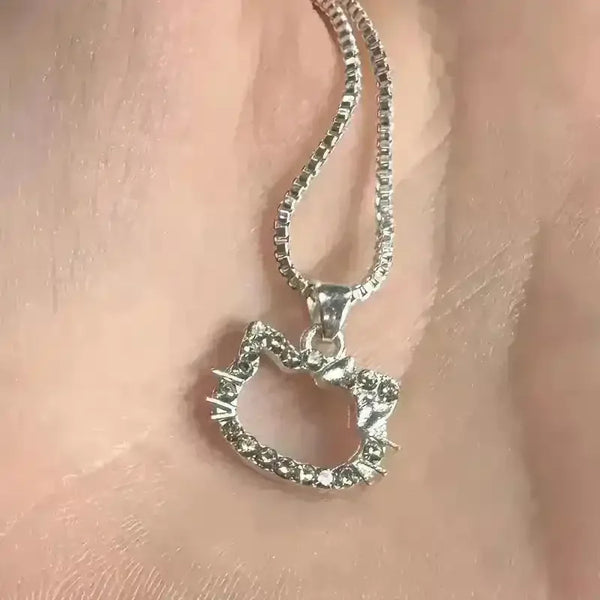 Dazzling Hello Kitty Crystal Pendant - Bear Hugs