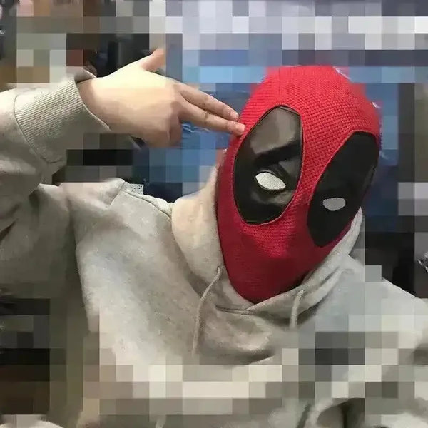 Deadpool Moving Eyes Cosplay Face Mask - Bear Hugs