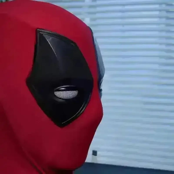 Deadpool Moving Eyes Cosplay Face Mask - Bear Hugs
