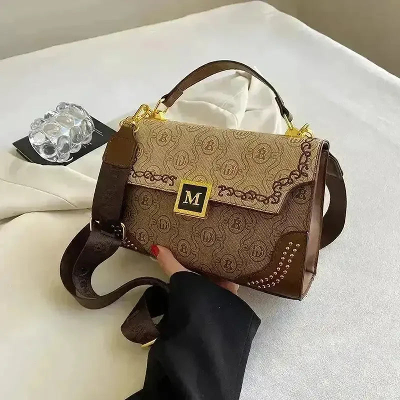 Designer M Korean Handbag - Bear Hugs