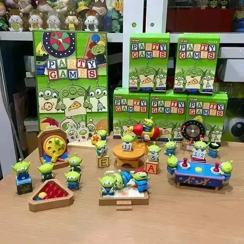 Disney Toy Story Alien Party Games Blind Box - Bear Hugs