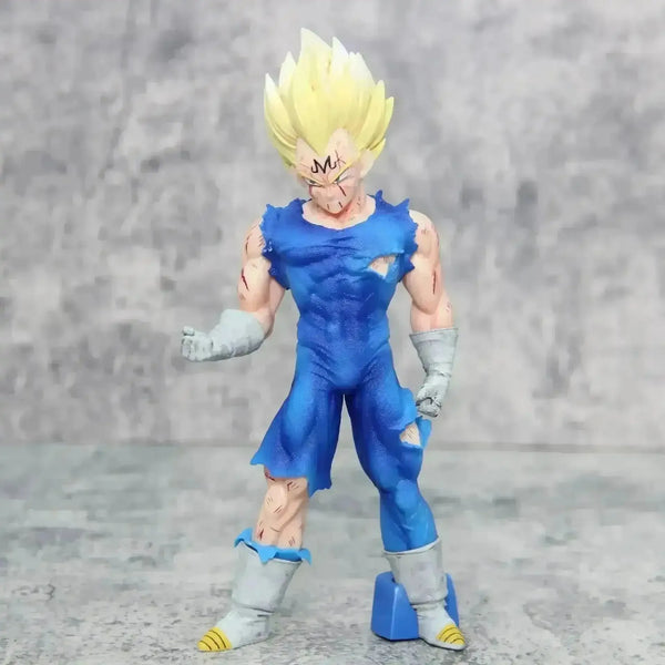 Dragon Ball Z War Damage Vegeta Figurine (20 cm) - Bear Hugs