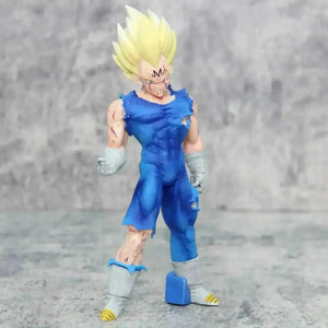 Dragon Ball Z War Damage Vegeta Figurine (20 cm) - Bear Hugs