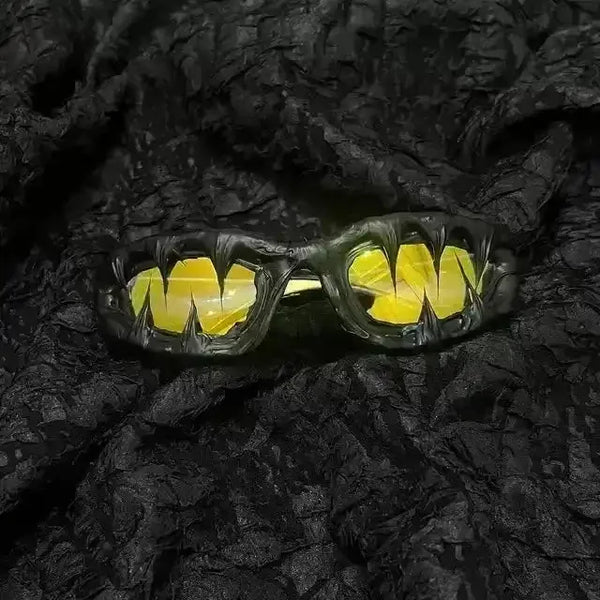 Drip Glue Venom Sunglasses - Bear Hugs