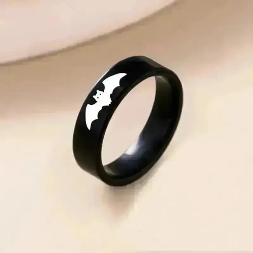 Elegant Batman Ring - Bear Hugs