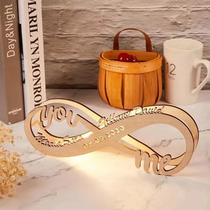 Eternal Infinity Personalised Couple Light - Bear Hugs