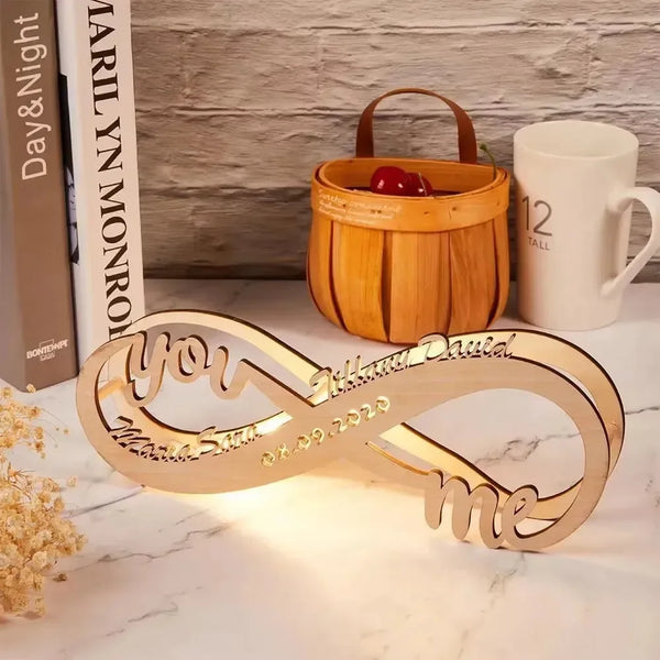 Eternal Infinity Personalised Couple Light - Bear Hugs